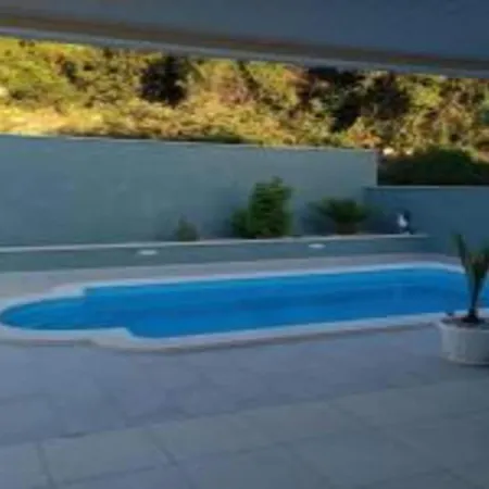 Bleu - One Bedroom With Balcony And View 2 *